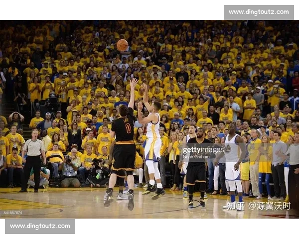 王朝对决再燃圣诞夜勇士骑士巅峰之战回望2016经典历史瞬间