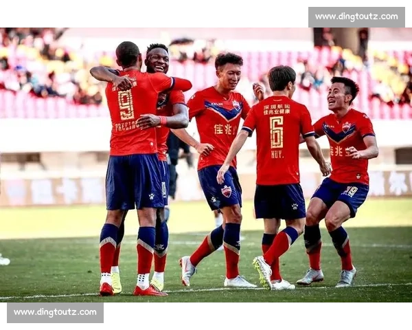 浙江毅腾迎战武汉卓尔焦点之战揭示中甲新格局走势与赛季前景走向